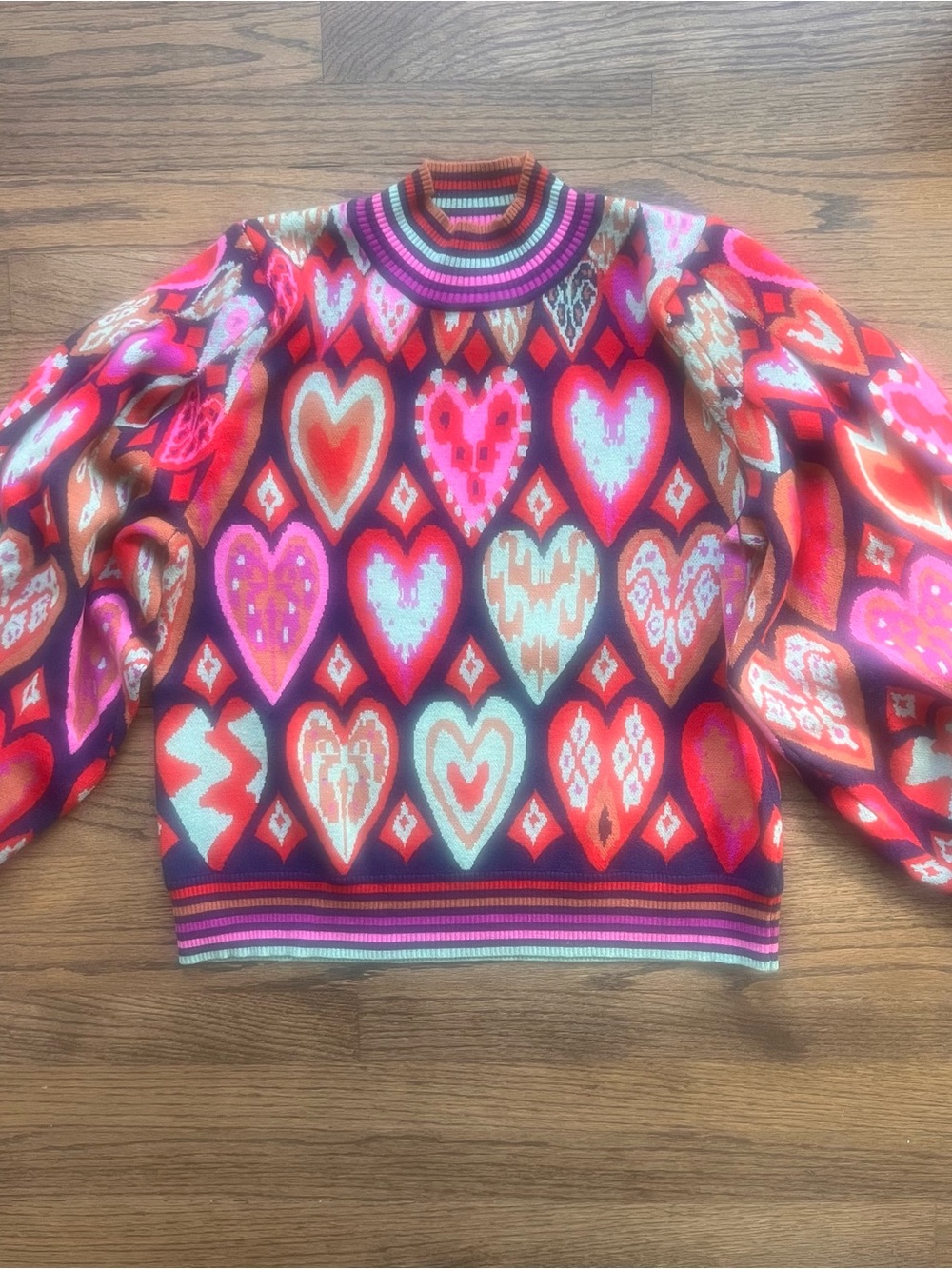 Avara Women's Multi-Heart Pattern Knit Sweater